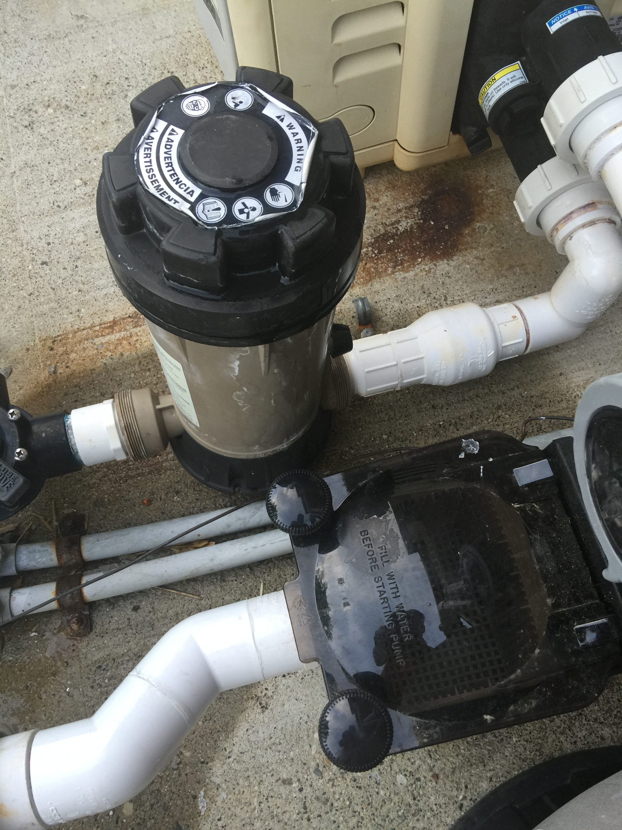 leaking chlorinator lid – Ask the Pool Guy